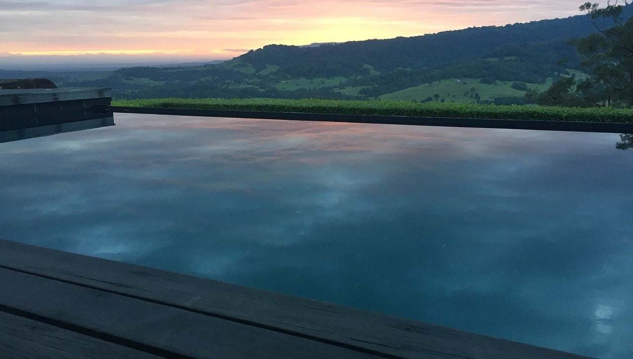 cost to install infinity pool